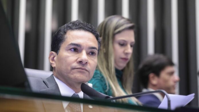“Governo está um pouco sem rumo”, diz presidente do Republicanos_679b6f840c44f.jpeg