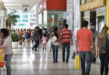 Intenção de compra dos brasileiros aumenta 0,2% em janeiro