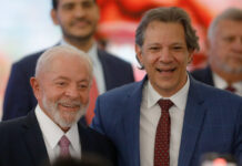 Lula dá parabéns a Haddad: “Companheiro de longa data”