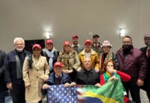 Oposição diz que pagou do próprio bolso para ir à posse de Trump