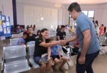 Marçal vistoria UBS Seleta, ouve reclamações de pacientes e conversa com médicos