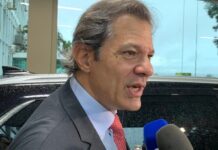 Senado está pronto para votar 2º texto que regula tributária, diz Haddad