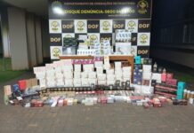 Polícia apreende veículo carregado com R$ 97 mil em produtos contrabandeados