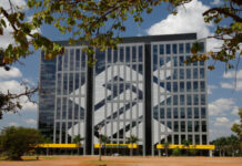 Banco do Brasil tem lucro líquido ajustado de R$ 37,9 bi em 2024