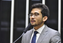 Kataguiri propõe incluir todas as raças como vítimas de racismo