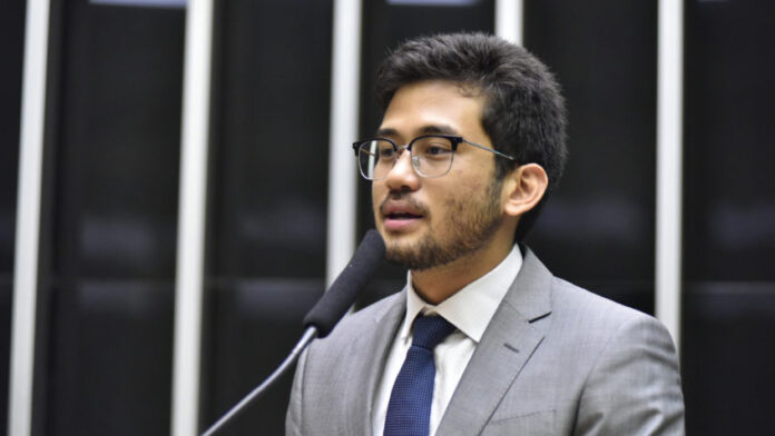 Kataguiri propõe incluir todas as raças como vítimas de racismo_67a6a3c6d1f69.jpeg