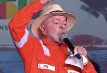 Lula critica preço da gasolina, mas omite imposto federal sobre combustível