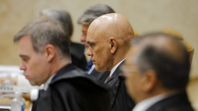 Moraes nega novo pedido da defesa de Bolsonaro por mais prazo_67c102b9259ed.jpeg