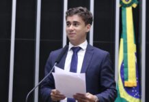 Oposição critica Janja por vídeo com música de Carnaval