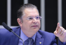 Oposição do Senado fará reunião sobre anistia