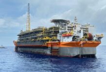 Petrobras começa operação de novo navio-plataforma no pré-sal