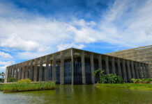 Planalto manda Itamaraty dizer que EUA distorcem ações do STF