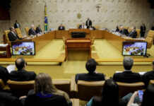 STF adia votação sobre revista íntima em presídios