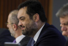 TRE-RJ rejeita pedido de cassação de Castro pela 2ª vez