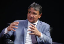 “Cospem no prato que comeram”, diz Wellington Dias sobre Centrão