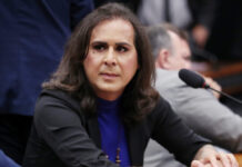 Deputada quer proibir anistia a condenados por atos extremistas