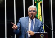 Eduardo Girão anuncia pré-candidatura ao governo do Ceará