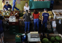 Inflação anualizada atinge 5,06 em fevereiro, maior nível desde 2023