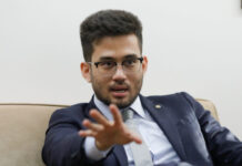 Kataguiri apresenta projeto para prender quem praticar prostituição na rua