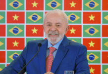 Lula chega a Brasília após viagem ao Japão e ao Vietnã