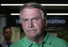 Não suporta pessoas honestas, diz Bolsonaro a Lindbergh