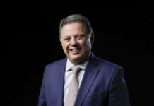 PSDB negocia fusão com Podemos ou Republicanos