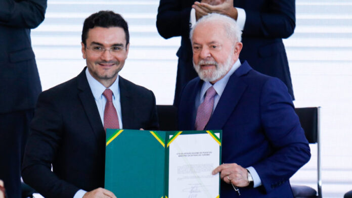 Sabino defende que União Brasil dispute vice de Lula em 2026_67c8e9fbba864.jpeg