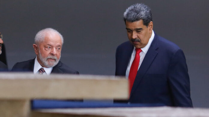 Asilados na embaixada argentina em Caracas cobram Lula por solução_68101ae8451ae.jpeg