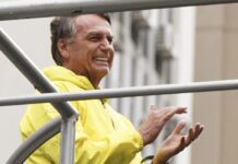 Bolsonaro publica música “Volta Capitão” nas redes sociais; assista