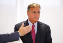 Constrangido, Geddel diz para perguntar por dinheiro no STF