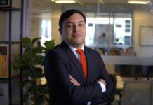 Dólar fechará ano perto de R$ 6 com eleição no radar, diz economista