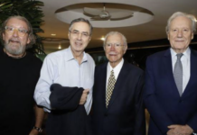 Jantar de aniversário de Sarney reúne autoridades em Brasília