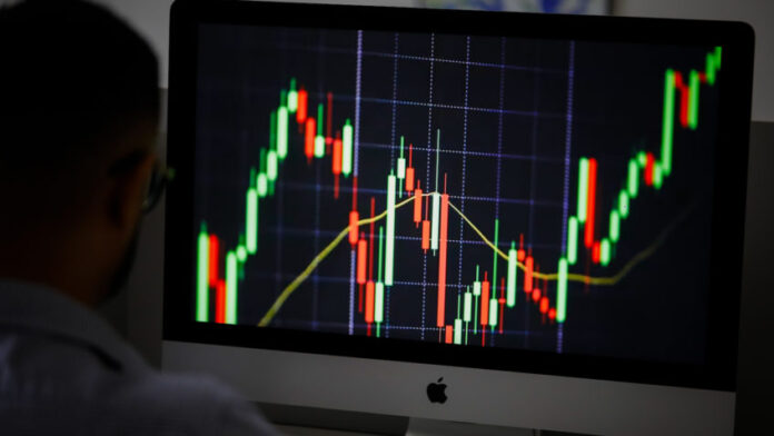 Mercado de ações dos EUA perde US$ 1,94 tri em 1 dia_67f8614c85203.jpeg