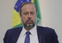 Ministro de Lula diz que Ricardo Nunes faz “política barata”