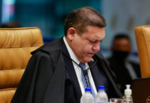 Nunes Marques pede vista em ação que anularia atos contra Palocci