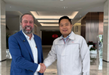 Silveira visita China para atrair investimentos em energia limpa
