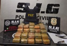 Cocaína avaliada em mais de R$ 3 milhões é apreendida em fundo falso de veículo