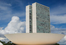 Câmara altera regras para viagens oficiais