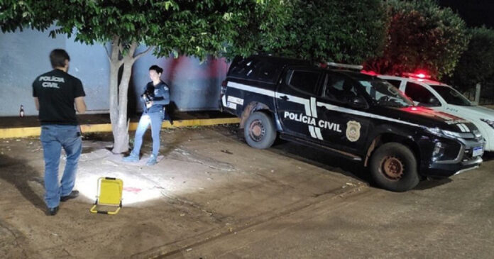 jovem-e-executado-a-tiros-na-frente-de-amigos-em-conveniencia-de-rio-brilhante-1747573248705-thumb