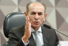 Mandato de 10 anos para Senado será retomado no plenário, diz relator