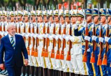 Nenhuma economia se desenvolveu com “figura” dos EUA, diz Lula