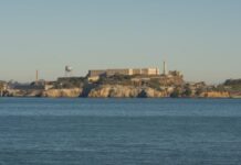 Trump ordena reabertura da prisão de Alcatraz