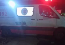 Motociclista morre e garupa fica ferido após colisão entre moto e ônibus