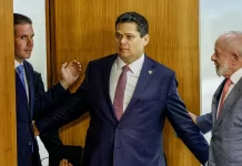 Lula, Alcolumbre e Hugo Motta se reúnem na próxima semana para negociar saída para impasse do IOF