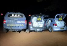 Contrabandistas fogem do DOF e abandonam dois veículos abarrotados de cigarros