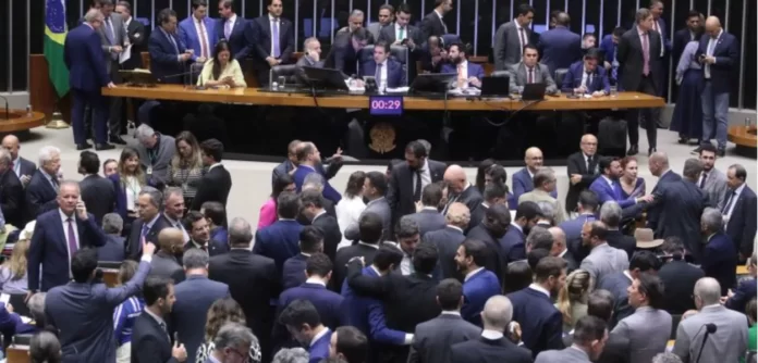 2025050703058_4f0c57976f49aab110764e8887d65c27b094693ba07baec03ec86acfa69d1e21