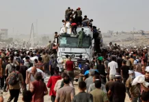 Bombardeios israelenses deixam 11 mortos em Gaza, enquanto Hamas envia delegação ao Cairo para buscar negociações de trégua