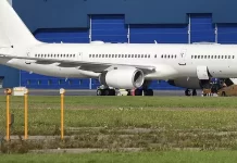 Avião militar dos EUA pousou no Brasil com ‘aval de autoridades competentes’, diz embaixada