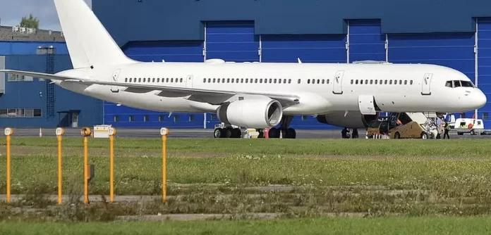 2025081920080_9838e7362f990d7d8809c2fb91744b164df42013cee67ee3964fab042b0686e5