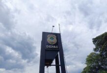 Mulher denuncia ex-companheiro por ameaça e perseguição após tentativa de clonagem de celular